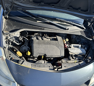 RENAULT CLIO 1,2 BENSIIN VARUOSAD (9 foto / 9)