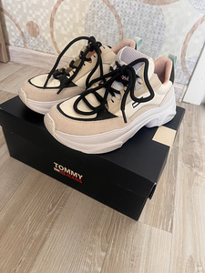 Naiste tossud Tommy Jeans (1 foto / 3)