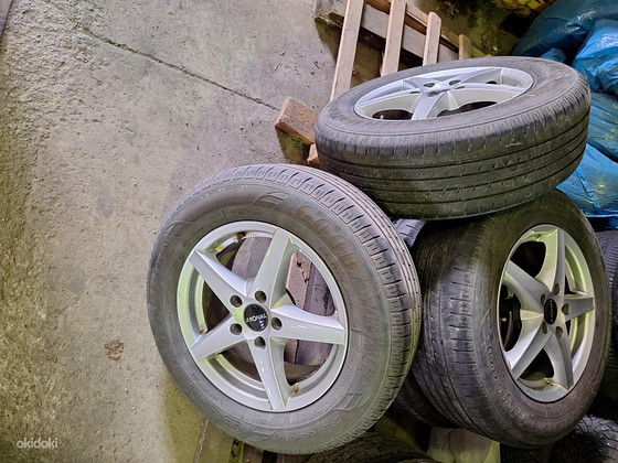 Диски + шины 215/65 R16 4шт 4-5мм