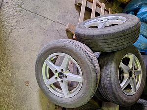 Veljed + rehvid 215/65 R16 4tk 4-5mm (1 foto / 4)