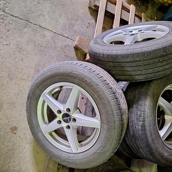 Диски + шины 215/65 R16 4шт 4-5мм