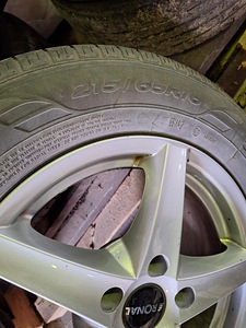 Veljed + rehvid 215/65 R16 4tk 4-5mm (3 foto / 4)