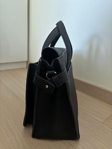 Müüa originaalne Tommy Hilfiger kott (2 foto / 5)