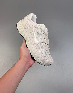 Nike P-6000 Initiator (1 фото из 6)