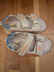 Босоножки (2 фото из 2)