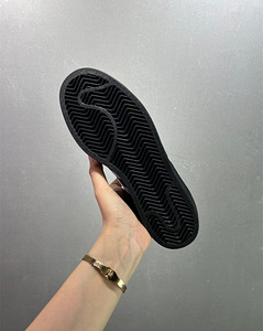 Adidas Superstar Black Leather (4 foto / 4)