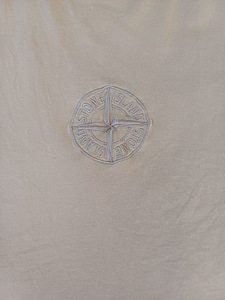 Футболка Stone Island (3 фото из 4)