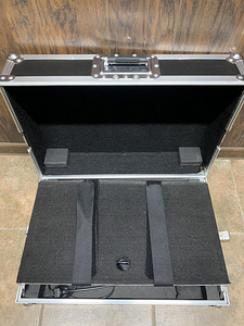 DJ pult Denon MC6000MK2 + Kohver (3 foto / 7)