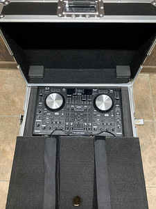 DJ pult Denon MC6000MK2 + Kohver (5 foto / 7)
