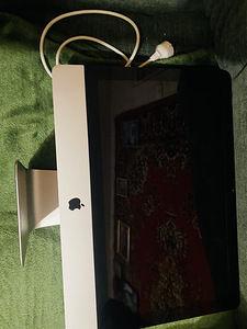 Apple iMac 2011 (2 foto / 4)