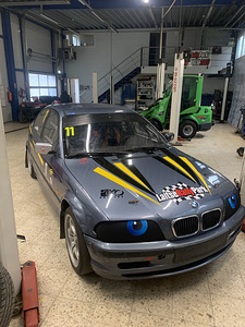 Кузов BMW E46 (1 фото из 6)