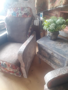 Kohvilaua ja kahe tugitooli komplekt (7 foto / 10)