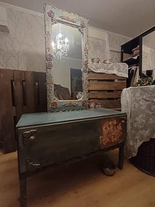 Vintage peegliga kapp/ kummut anttik stiiliga (1 foto / 10)