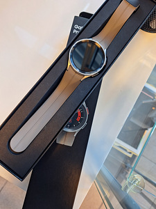 Samsung Galaxy Watch 5 Pro Classic 45MM (1 foto / 3)
