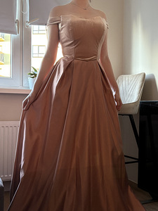 Lõpukleit (prom dress) (ballikleit) (1 foto / 1)