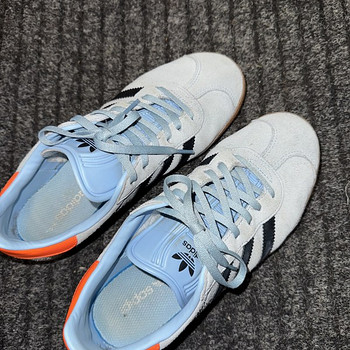 Adidas gazelle tossud