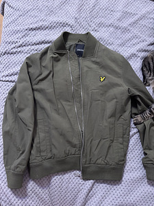 Бомбер Lyle and Scott (1 фото из 2)