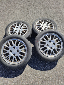 Лeгкосплавные диски Mitsubishi 6J,×46.R15. На летней резине. (1 фото из 9)