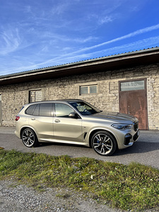 BMW (2 фото из 15)