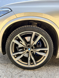 BMW (8 фото из 15)