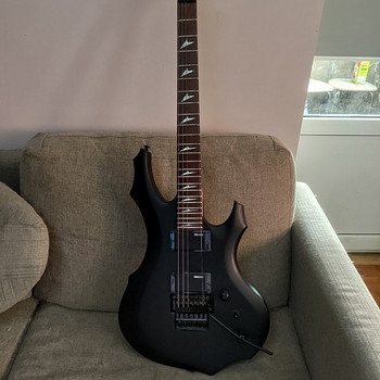 ESP LTD F-200 Black Satin Электрогитара