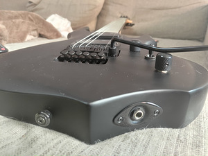 ESP LTD F-200 Black Satin Electric Guitar (8 foto / 9)