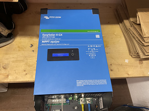 Inverter laadija Victron EasySolar-II 48/3000/35-32 (1 foto / 3)