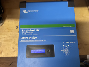 Inverter laadija Victron EasySolar-II 48/3000/35-32 (2 foto / 3)