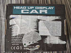 Head Up дисплей (3 фото из 3)