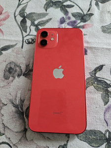iPhone 12, 64гб (3 фото из 5)