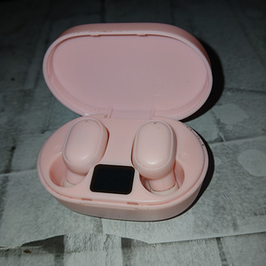 Bluetooth наушники (1 фото из 3)
