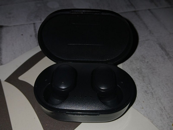 Bluetooth kõrvaklapid