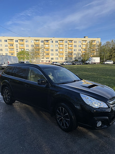 Auto ideaalses seisukorras, kõik detailid on korras... (2 foto / 10)