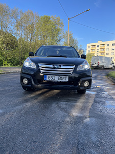Auto ideaalses seisukorras, kõik detailid on korras... (3 foto / 10)