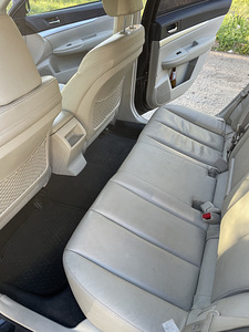 Auto ideaalses seisukorras, kõik detailid on korras... (9 foto / 10)