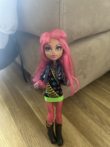 Monster High (1 фото из 3)