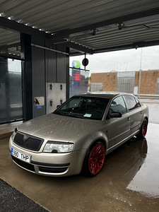 Skoda Superb 1.9TDI 96kW (2 фото из 9)