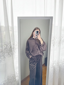 Женский костюм (7 фото из 10)