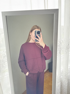 Naiste kostüüm (2 foto / 3)