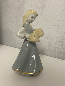 Haruldased portselanist figuurid (1 foto / 8)