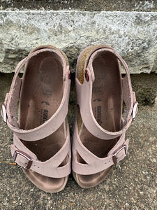 Birkinstock (4 фото из 4)