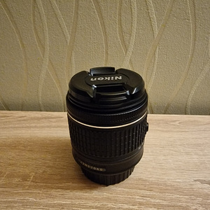 Nikon AF-P DX Nikkor 18-55mm f/3.5-5.6G VR (2 фото из 3)