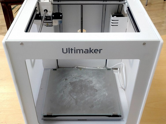 Ultimaker 2+ Connect 3D printer