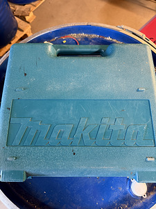 Makita tikksaag 4329 (2 foto / 3)