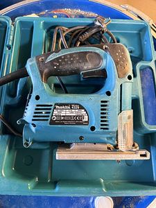 Makita tikksaag 4329 (3 foto / 3)