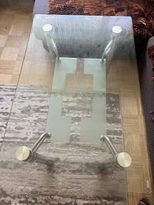 Klaasist laud (3 foto / 3)