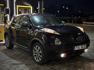 Nissan Juke 2013 1.6 86kW (2 фото из 11)