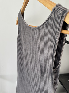 Kleid avatud seljaga, suurus S (2 foto / 3)