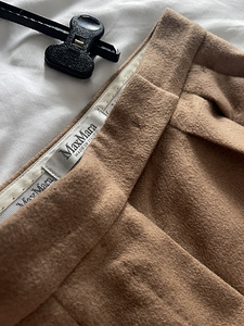 MAX MARA (2 фото из 3)
