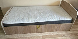 Müüa väga heas korras üheinimesevoodi vedrumadratsiga. (1 foto / 4)